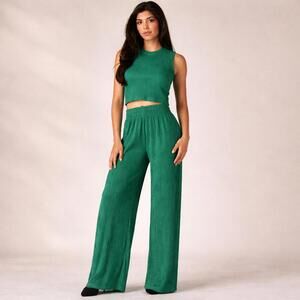 Love Poem Plisse Lounge Set M Emerald Green Wide Leg 2pc Spring NWT